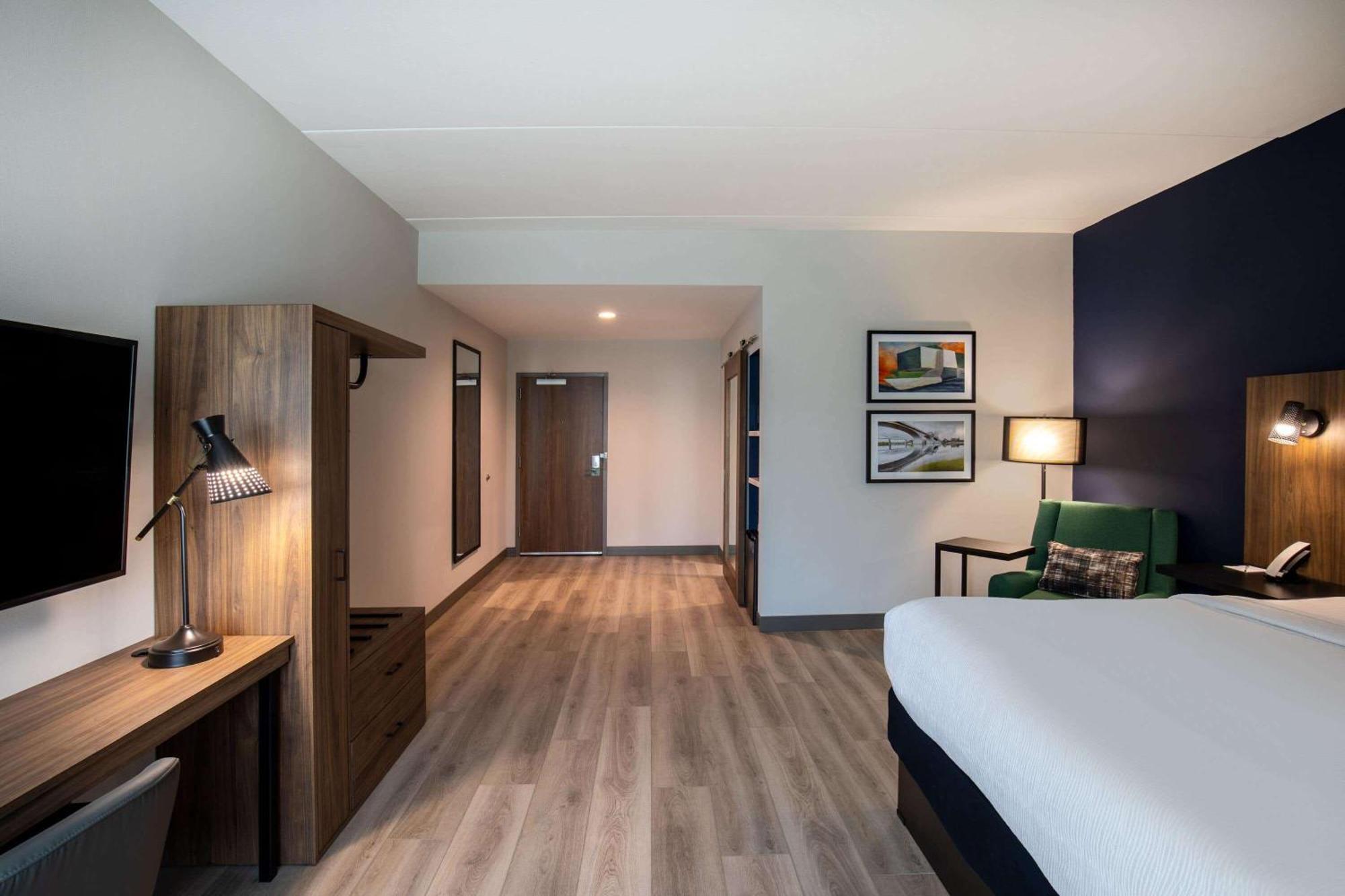 La Quinta Inn & Suites By Wyndham Chattanooga Downtown/South Exterior foto